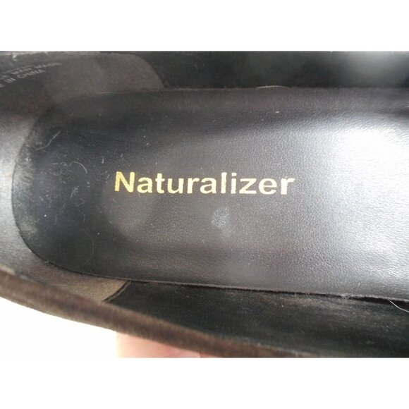 NWOB Naturalizer Black Suede Pumps Womens Sz 9M 2.5" heel - Picture 6 of 8